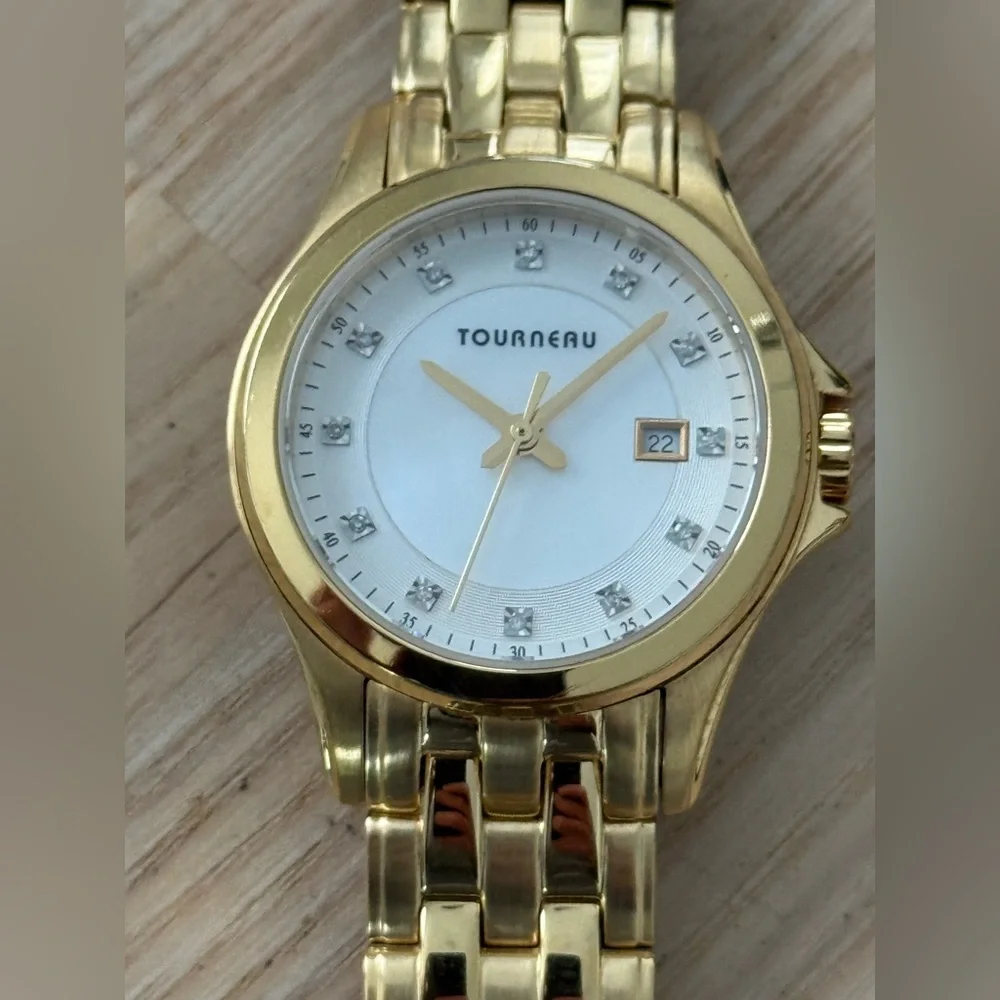 Tourneau Diamond Luxury Ladies Watch White Dial Gold-Tone Bracelet Diamonds